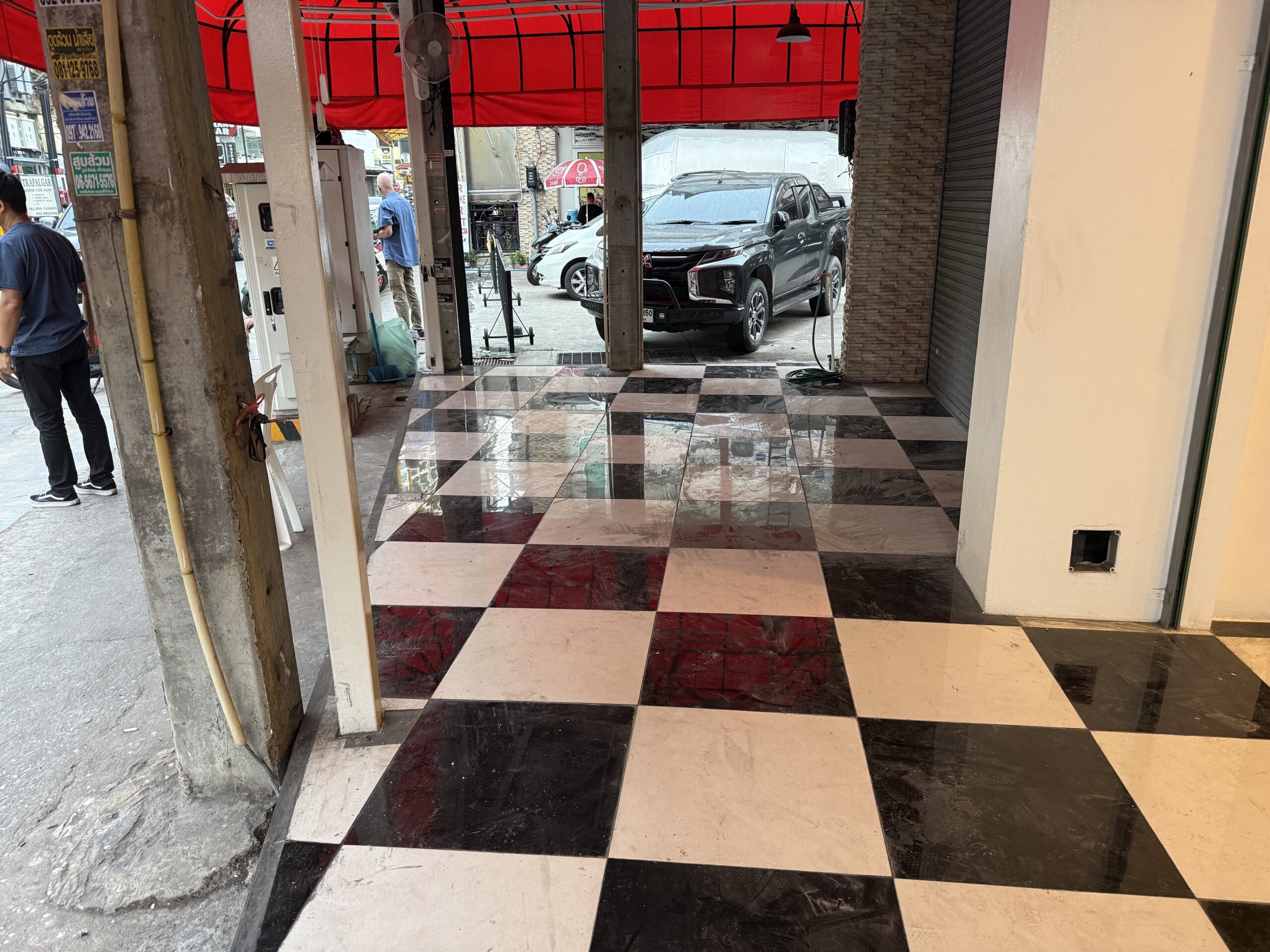 Interior fit-out at Heat Lounge Pattaya